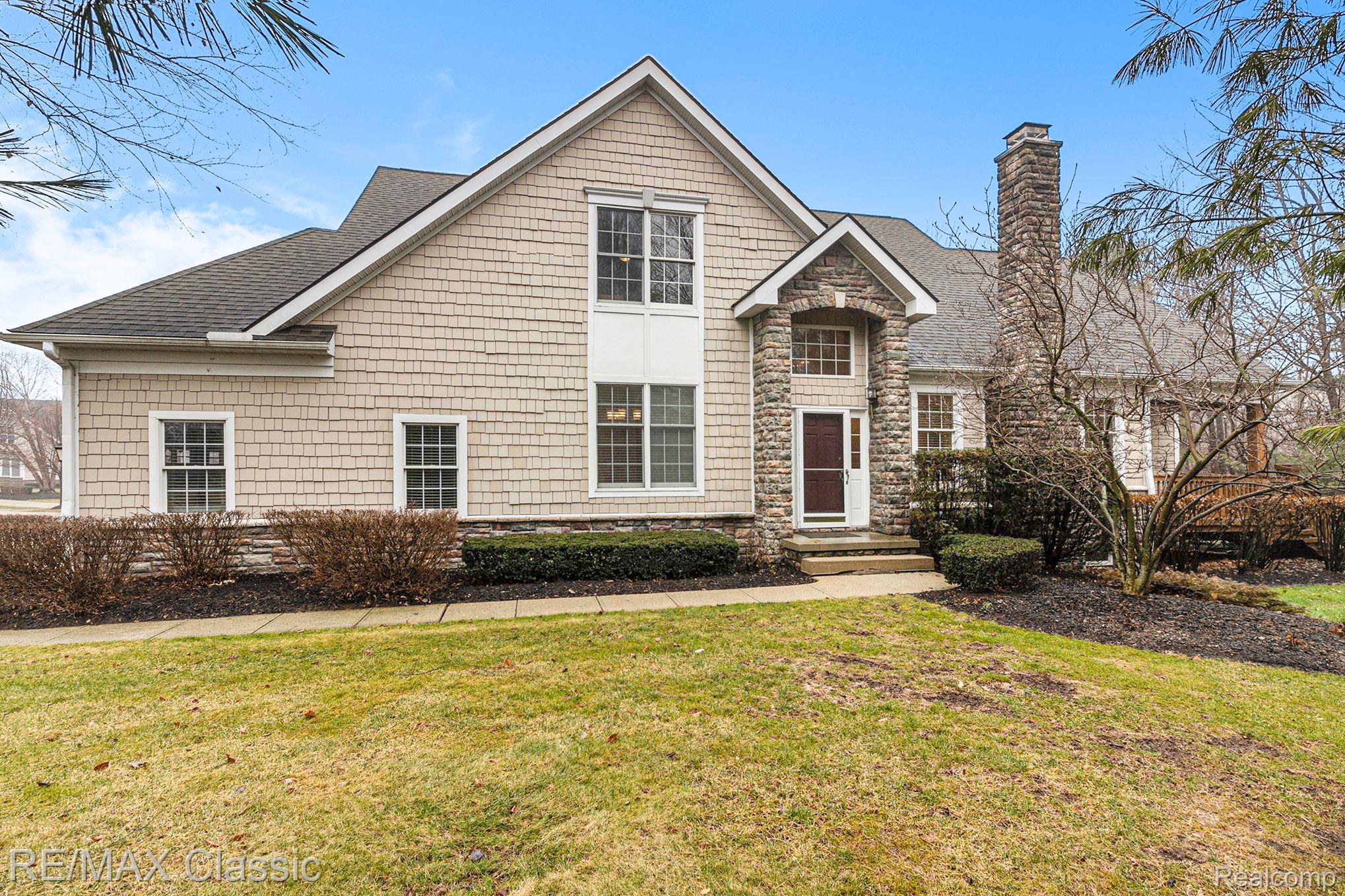 24870 Reeds Pointe Drive, Unit 52 Novi, MI 48374 - Photo 2 of 38