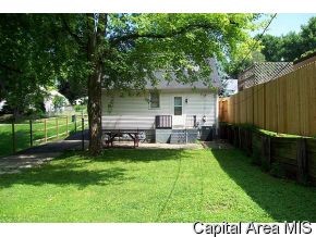 530 Wood Springfield, IL 62702 - Photo 12 of 12