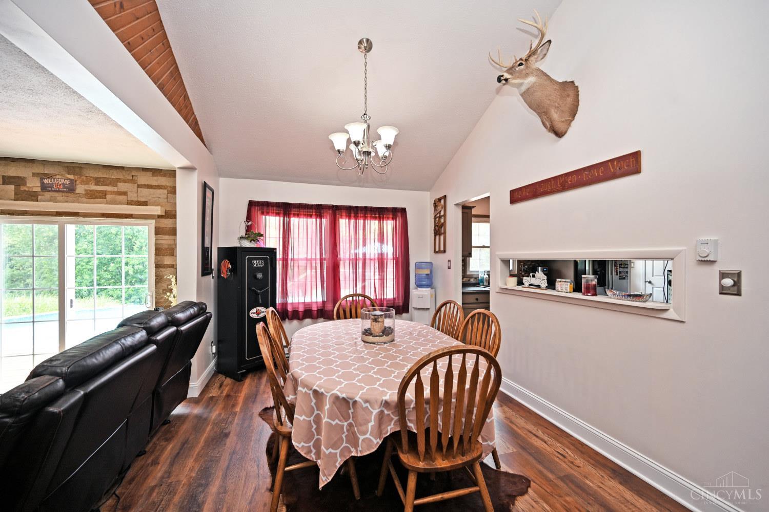 1930 Stivers Road Aberdeen, OH 45101 - Photo 8 of 45