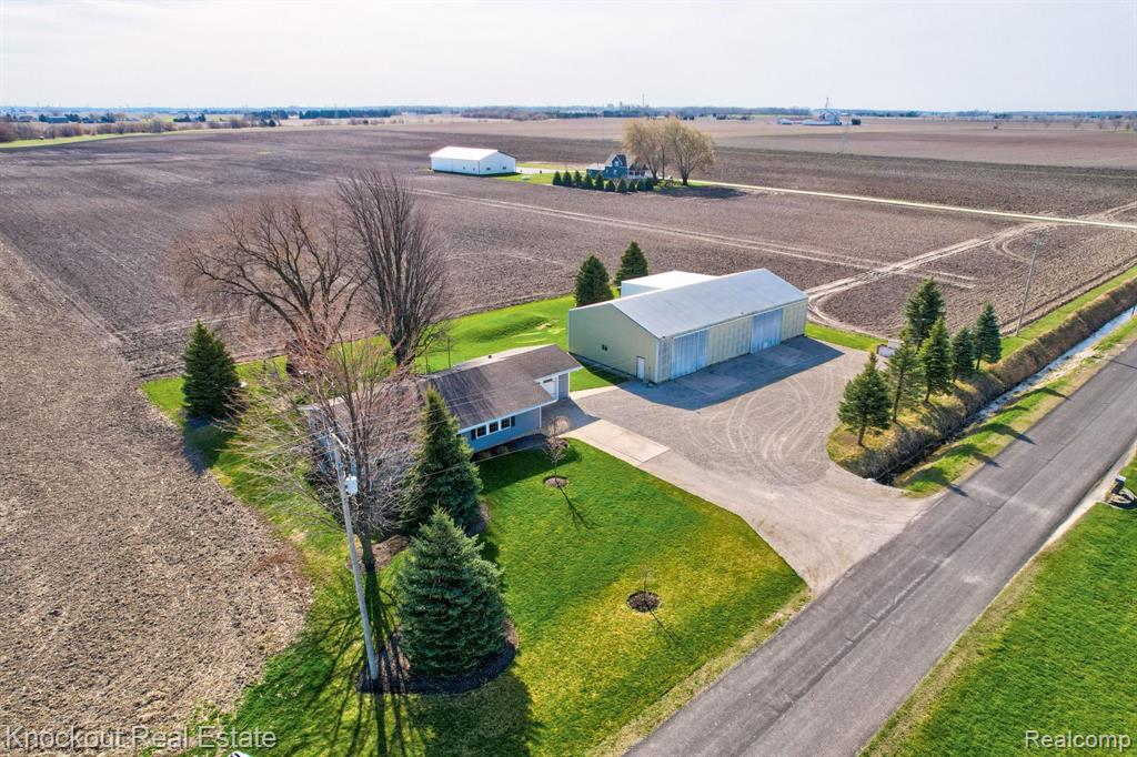 3710 North Beyer Road Saginaw, MI 48601 - Photo 2 of 50 Gallery Image 2