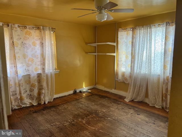 3007 Clinton Street Camden, NJ 08105 - Photo 8 of 10 Bedroom 1