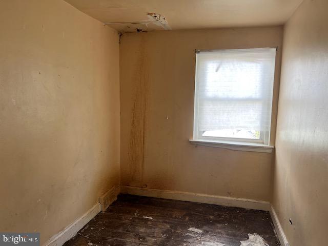 3007 Clinton Street Camden, NJ 08105 - Photo 10 of 10 Bathroom 3