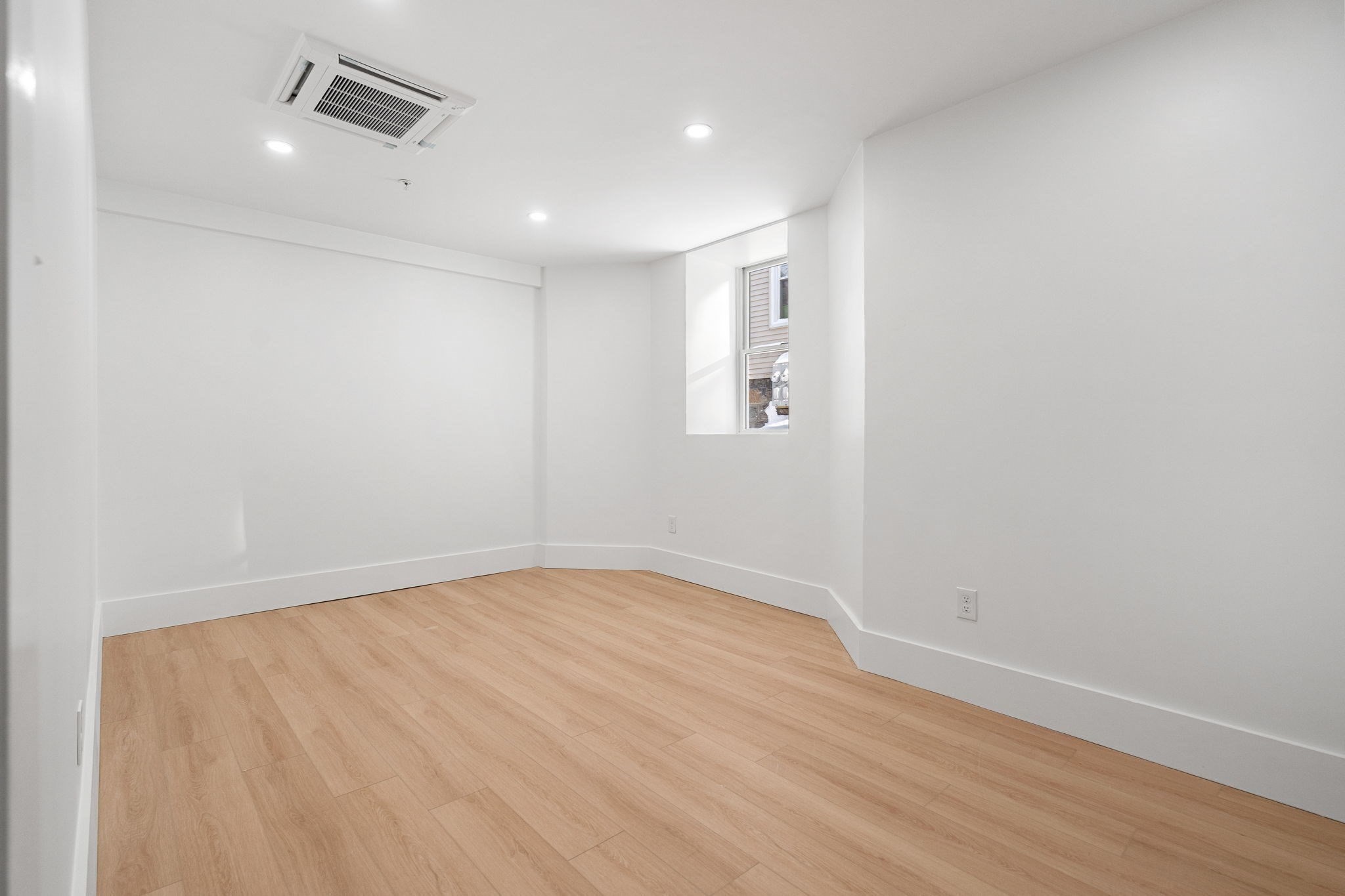 151 Townsend Street, Unit 2 Boston, MA 02121 - Photo 15 of 23 Gallery Image 15