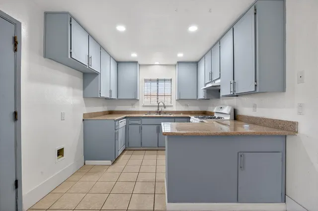 $420,000 | 2016 Nimrood Drive, Ceres, CA 95307