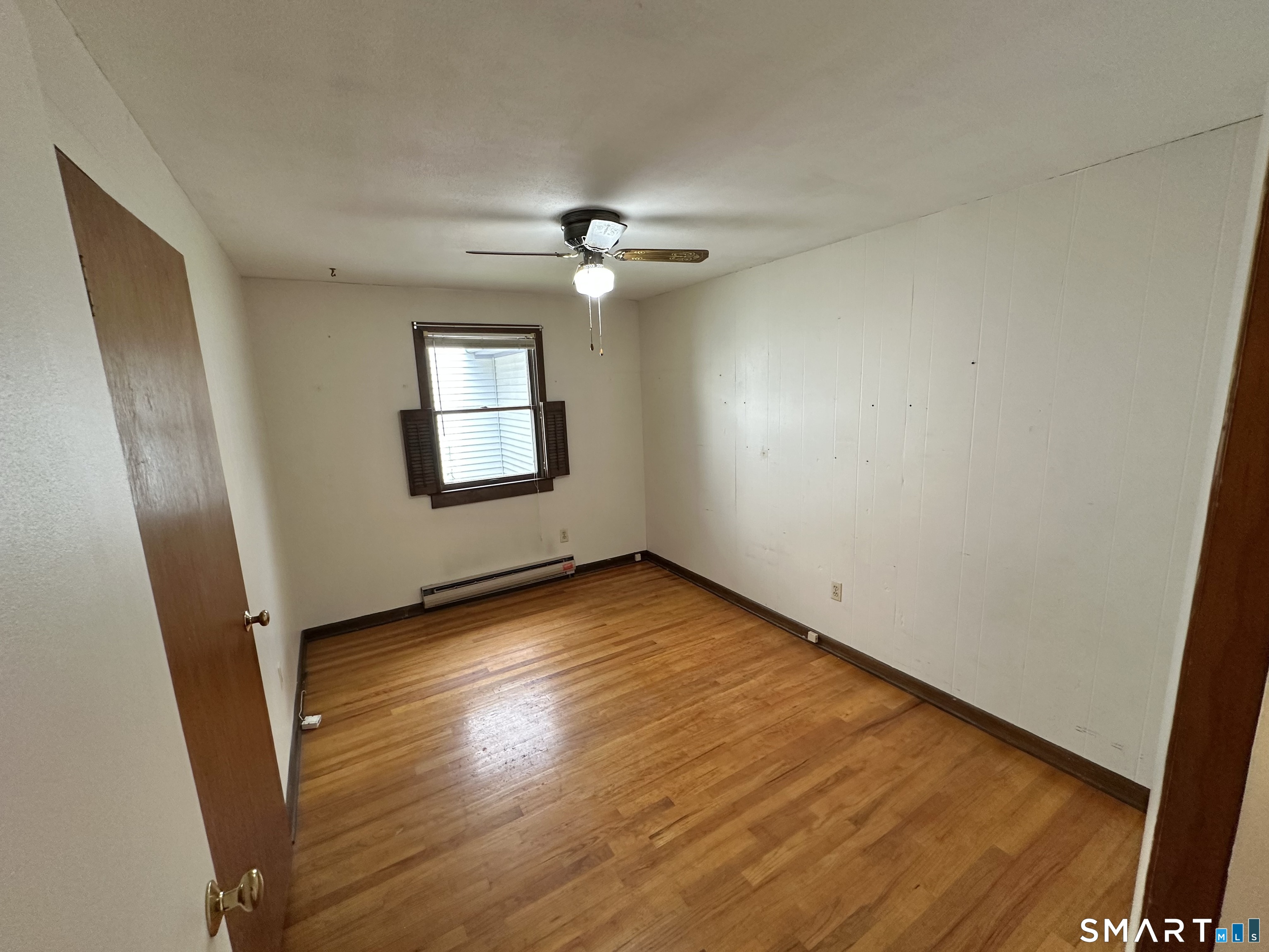232 Lakeside Boulevard East Waterbury, CT 06708 - Photo 16 of 23