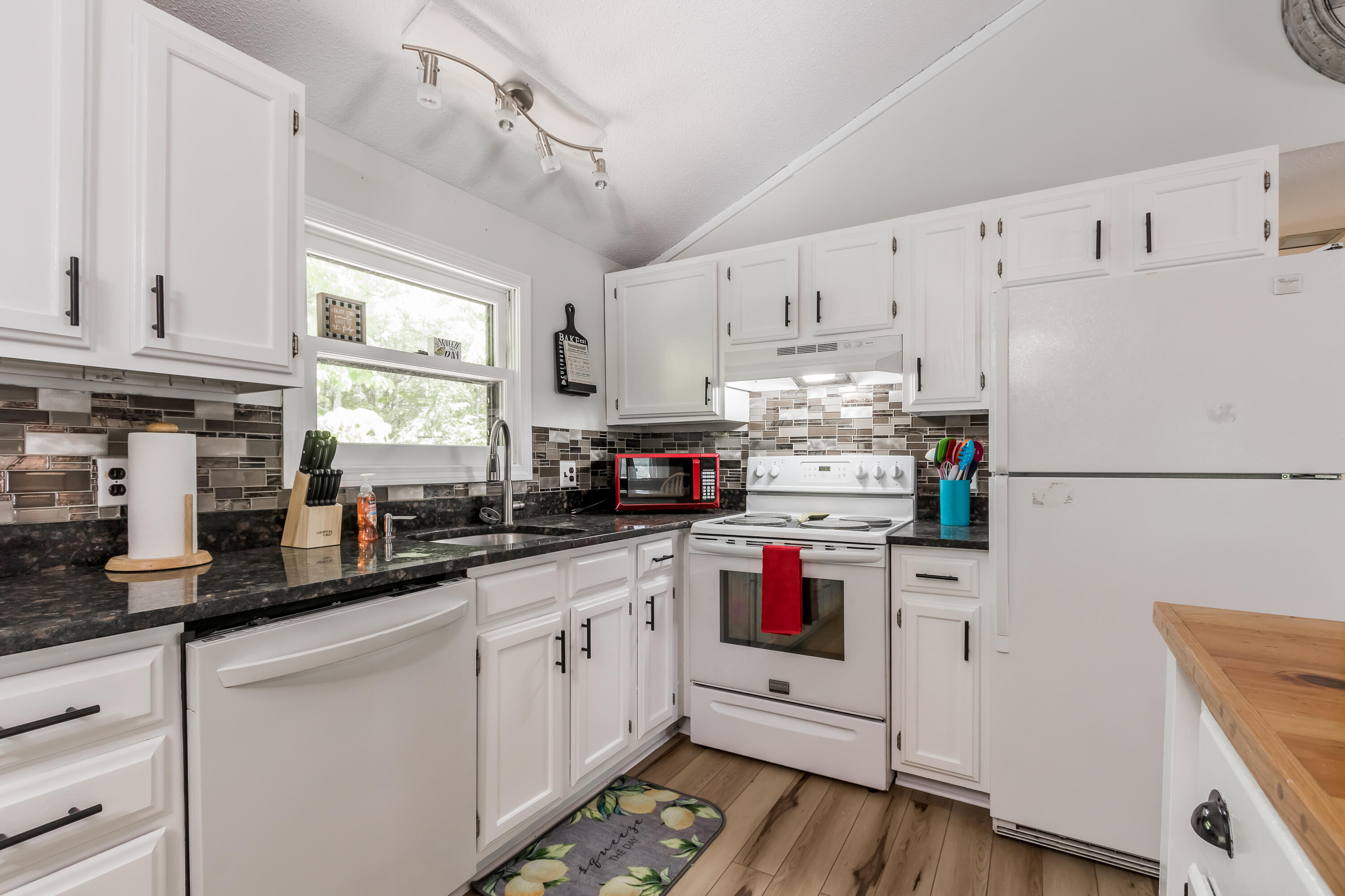 82 Knights Hill Road Bridgton, ME 04009 - Photo 23 of 60 20210521MW-71035