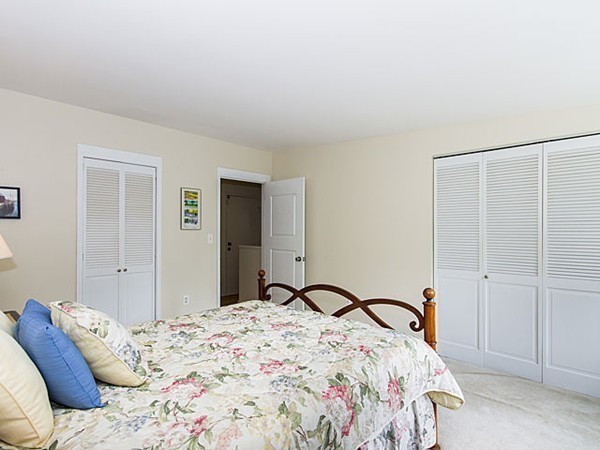 32 Ober Road, Unit 32 Newton, MA 02459 - Photo 6 of 18 Gallery Image 6