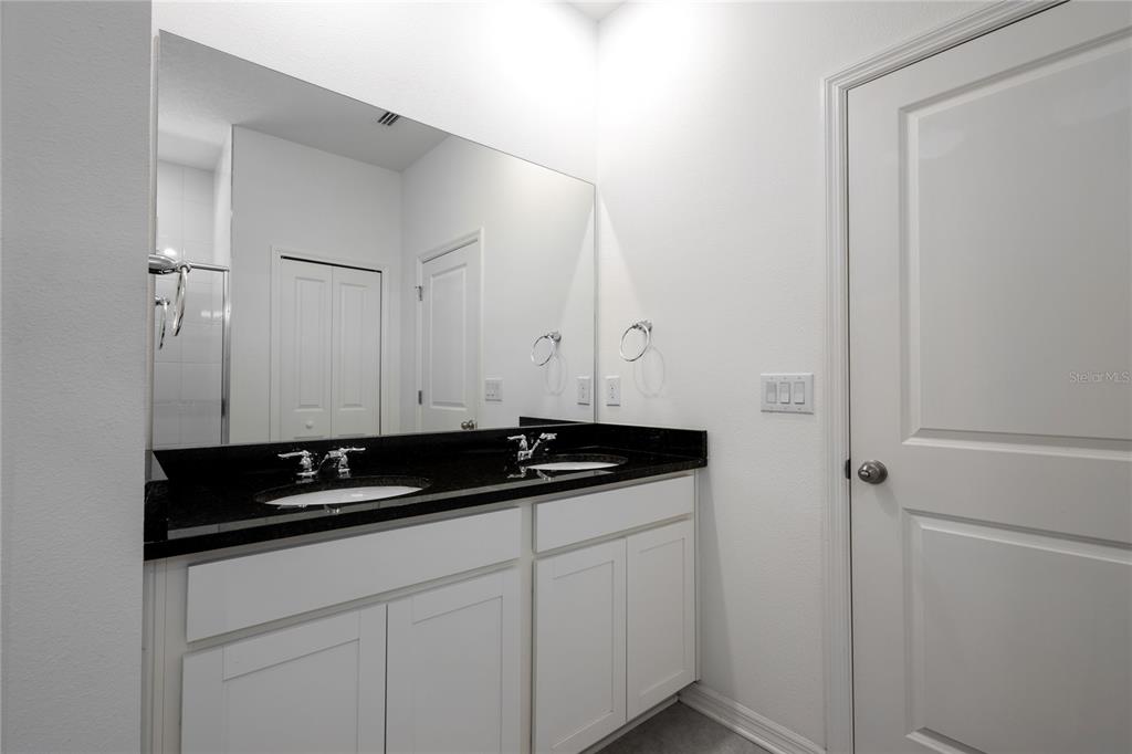 11851 Brighton Knoll Loop Riverview, FL 33579 - Photo 15 of 27