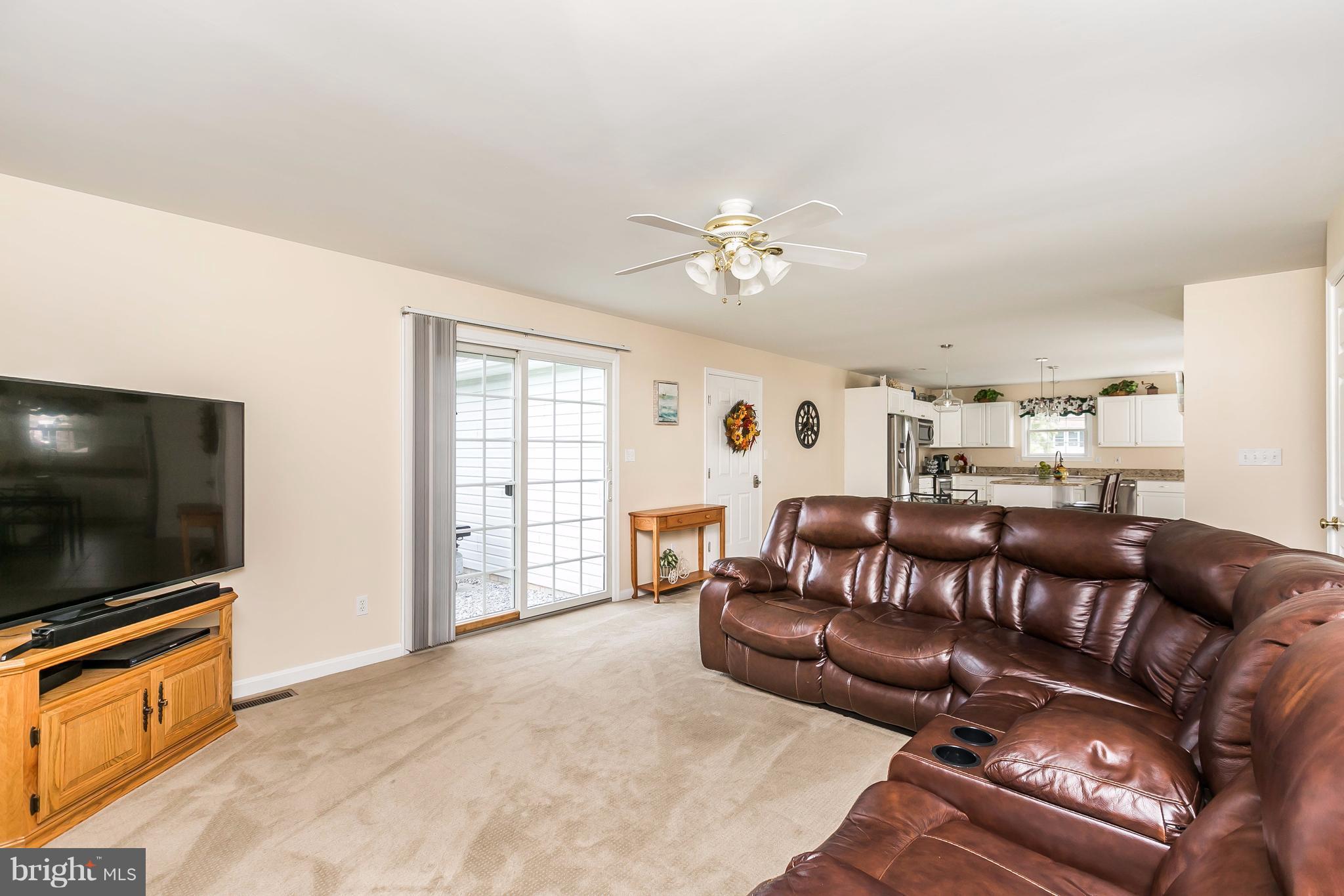 1508 Green Mill Road Finksburg, MD 21048 - Photo 8 of 27 FAMILY ROOM OFF KITCHEN