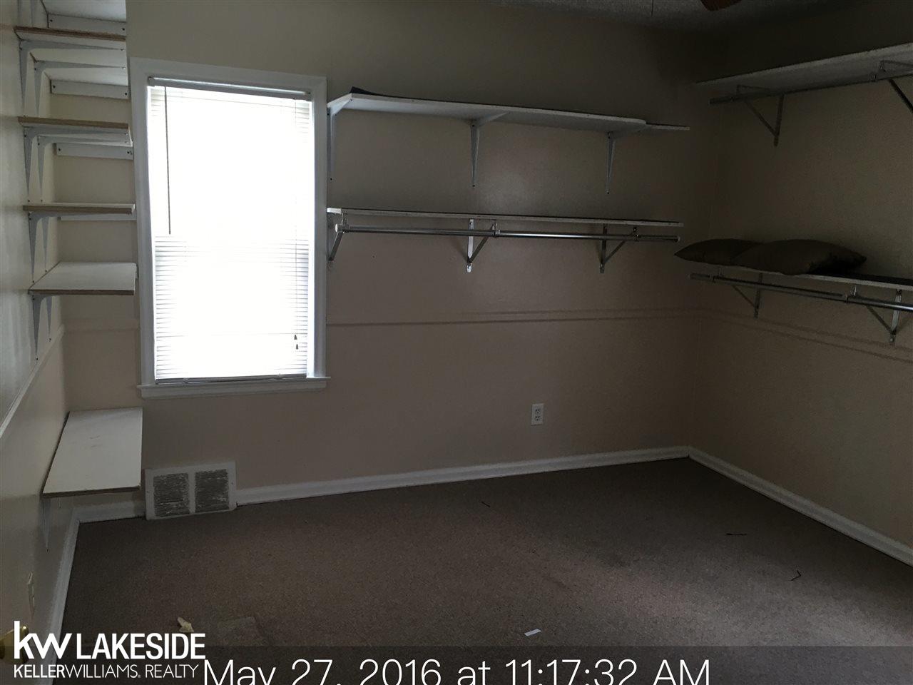 23063 Roxana Avenue Eastpointe, MI 48021 - Photo 10 of 15 31293940-9.JPG