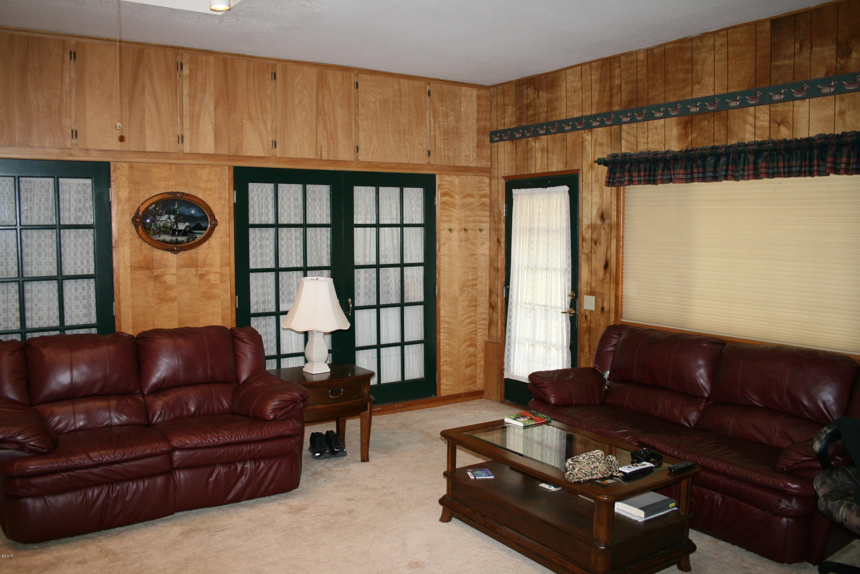 2431 North North Bank Road Otis, OR 97368 - Photo 12 of 33 Family Room