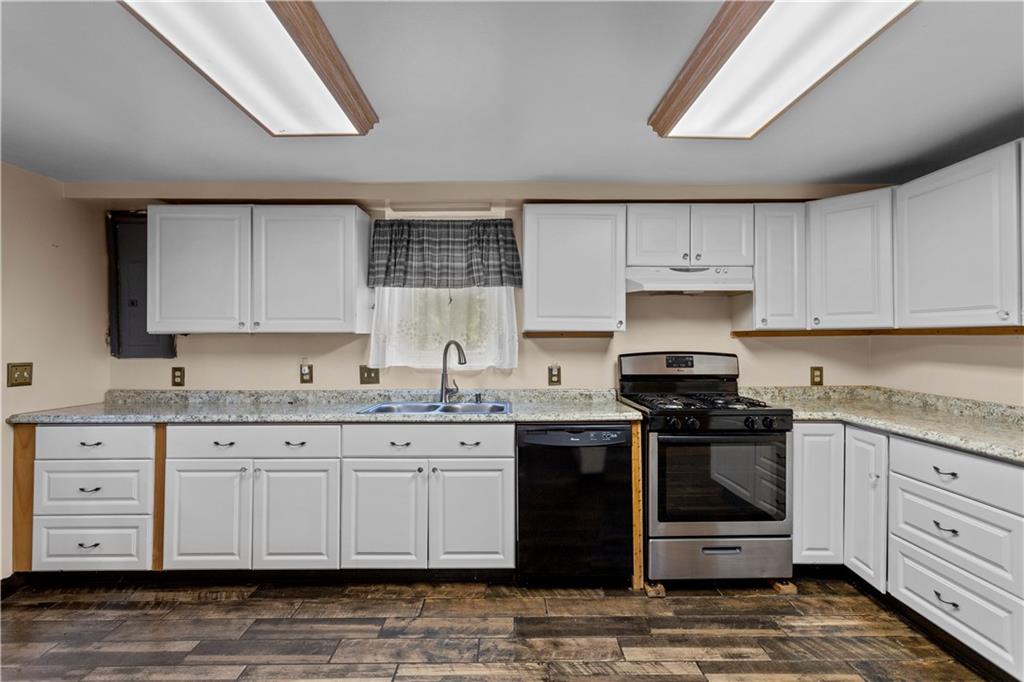 118 Fitzsimmons Road Monroeville, PA 15239 - Photo 14 of 20 Gallery Image 14
