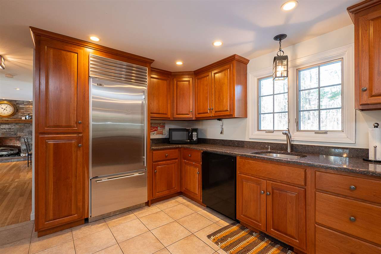 63 Exeter Road North Hampton, NH 03862 - Photo 12 of 40 Gallery Image 12