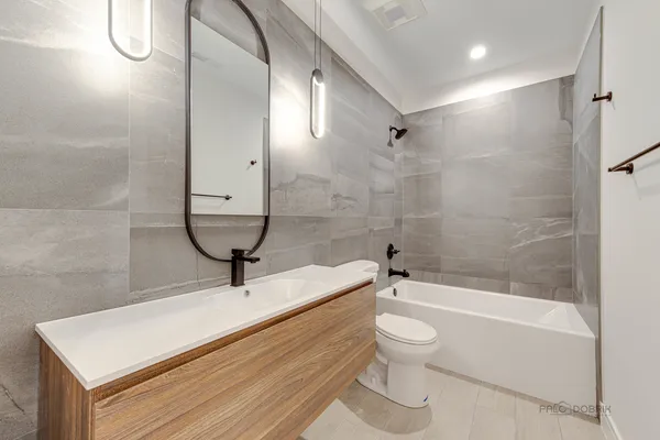 $950,000 | 1304 North Lawndale Avenue, Chicago, IL 60651