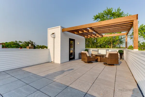 $950,000 | 1304 North Lawndale Avenue, Chicago, IL 60651