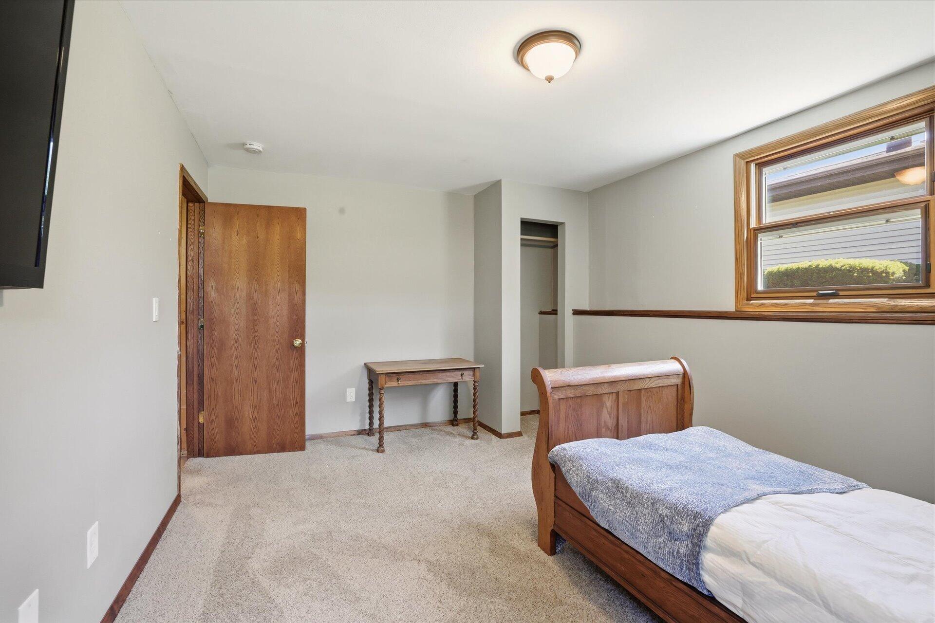 6085 Trail Ridge Drive Greendale, WI 53129 - Photo 20 of 34 Bedroom 4