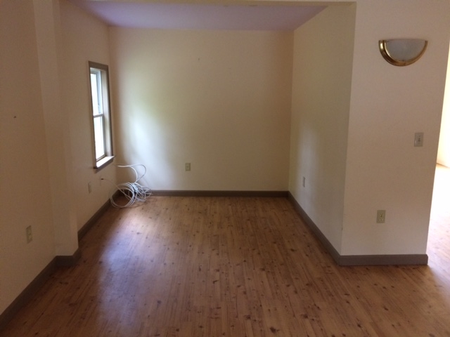 46 Ham Road Raymond, NH 03077 - Photo 4 of 14