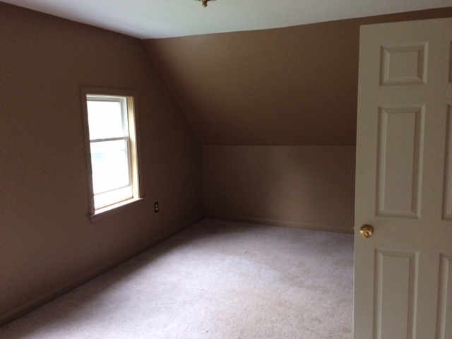 46 Ham Road Raymond, NH 03077 - Photo 10 of 14