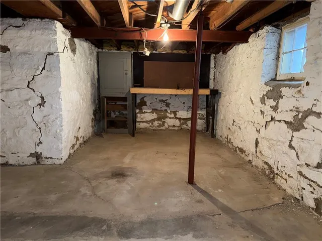 $249,900 | 4126 Elledge Drive, Roeland Park, KS 66205