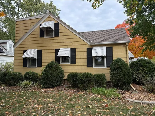 $249,900 | 4126 Elledge Drive, Roeland Park, KS 66205