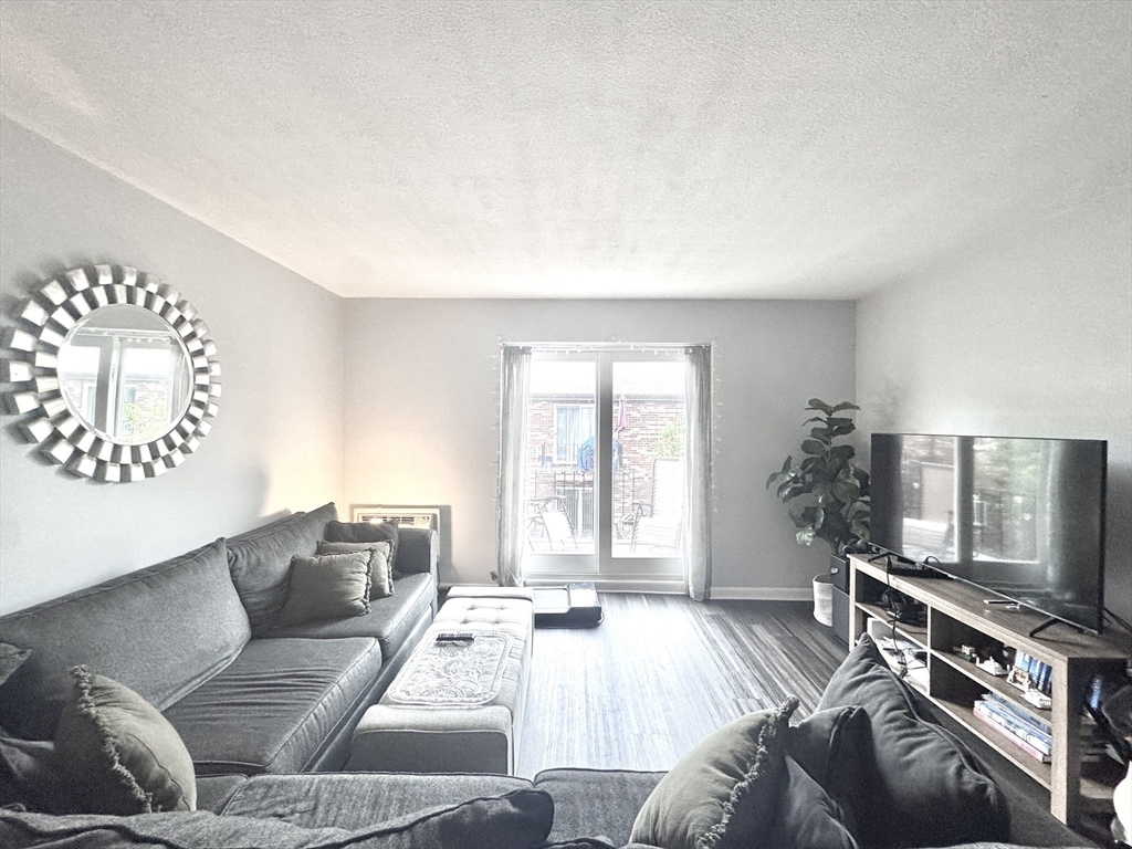 22 Westgate Road, Unit 6 Boston, MA 02467 - Photo 3 of 18 Gallery Image 3