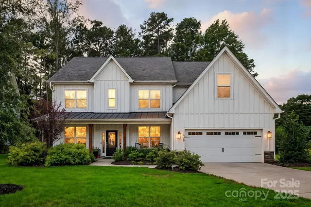 $695,000 | 11228 Wooded Saddle Road, Charlotte, NC 28216