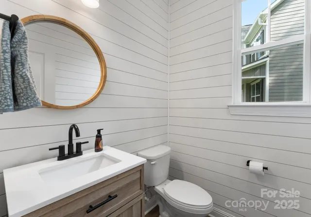 $695,000 | 11228 Wooded Saddle Road, Charlotte, NC 28216