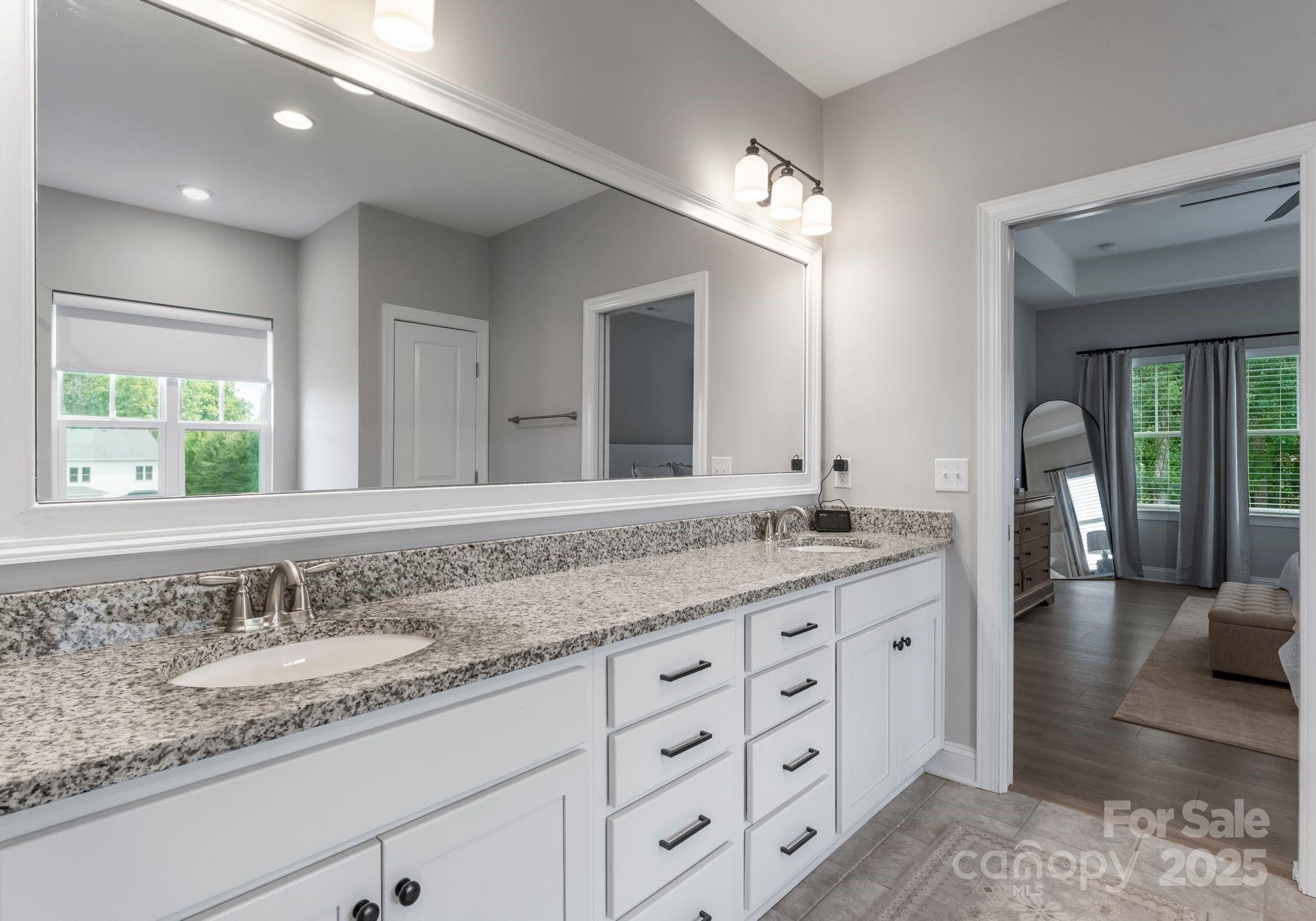 11228 Wooded Saddle Road Charlotte, NC 28216 - Photo 29 of 48