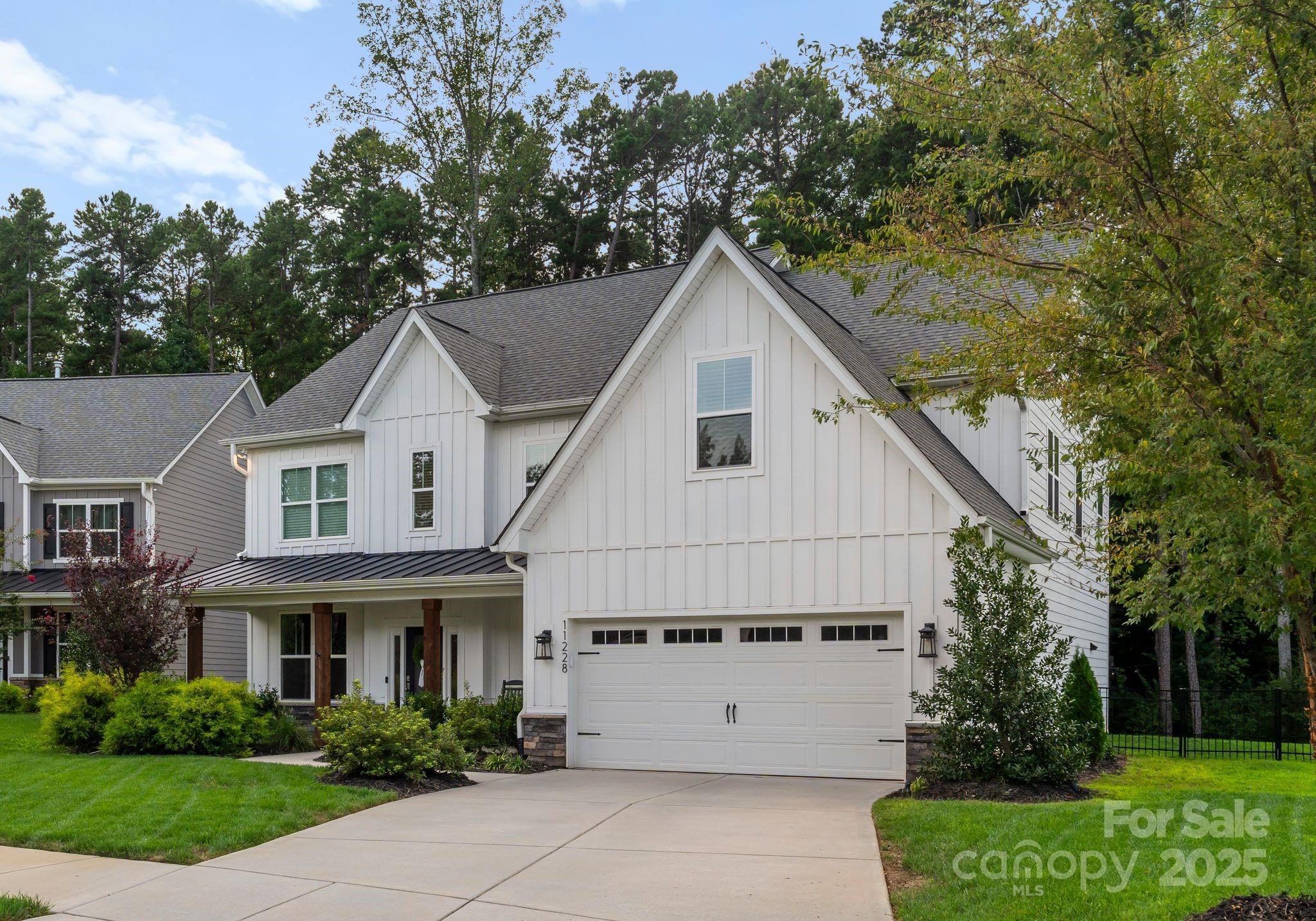 11228 Wooded Saddle Road Charlotte, NC 28216 - Photo 3 of 48