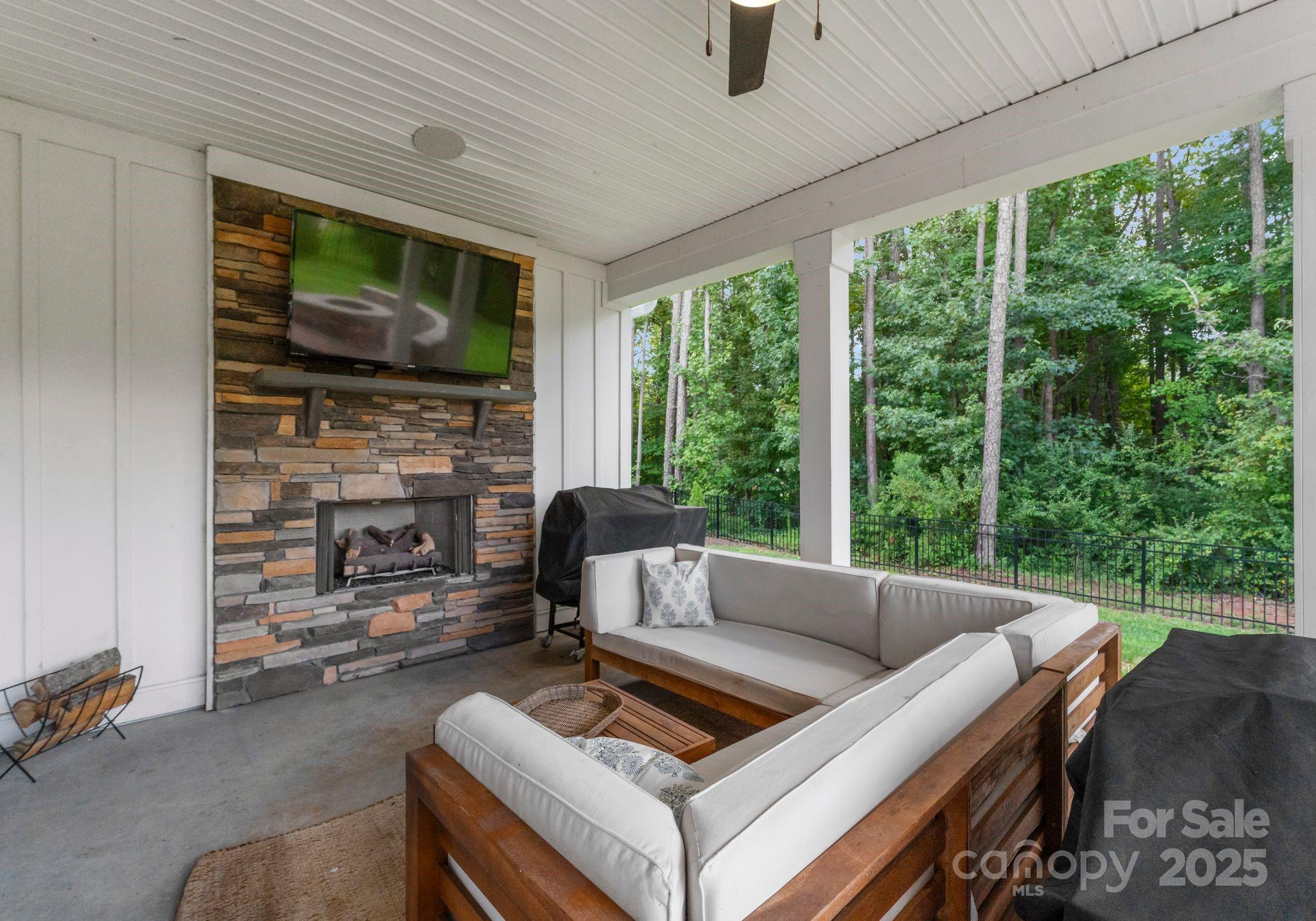 11228 Wooded Saddle Road Charlotte, NC 28216 - Photo 39 of 48