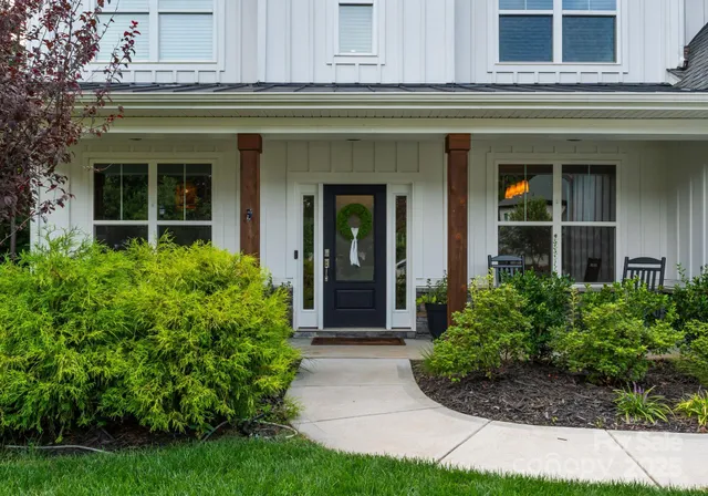 $695,000 | 11228 Wooded Saddle Road, Charlotte, NC 28216