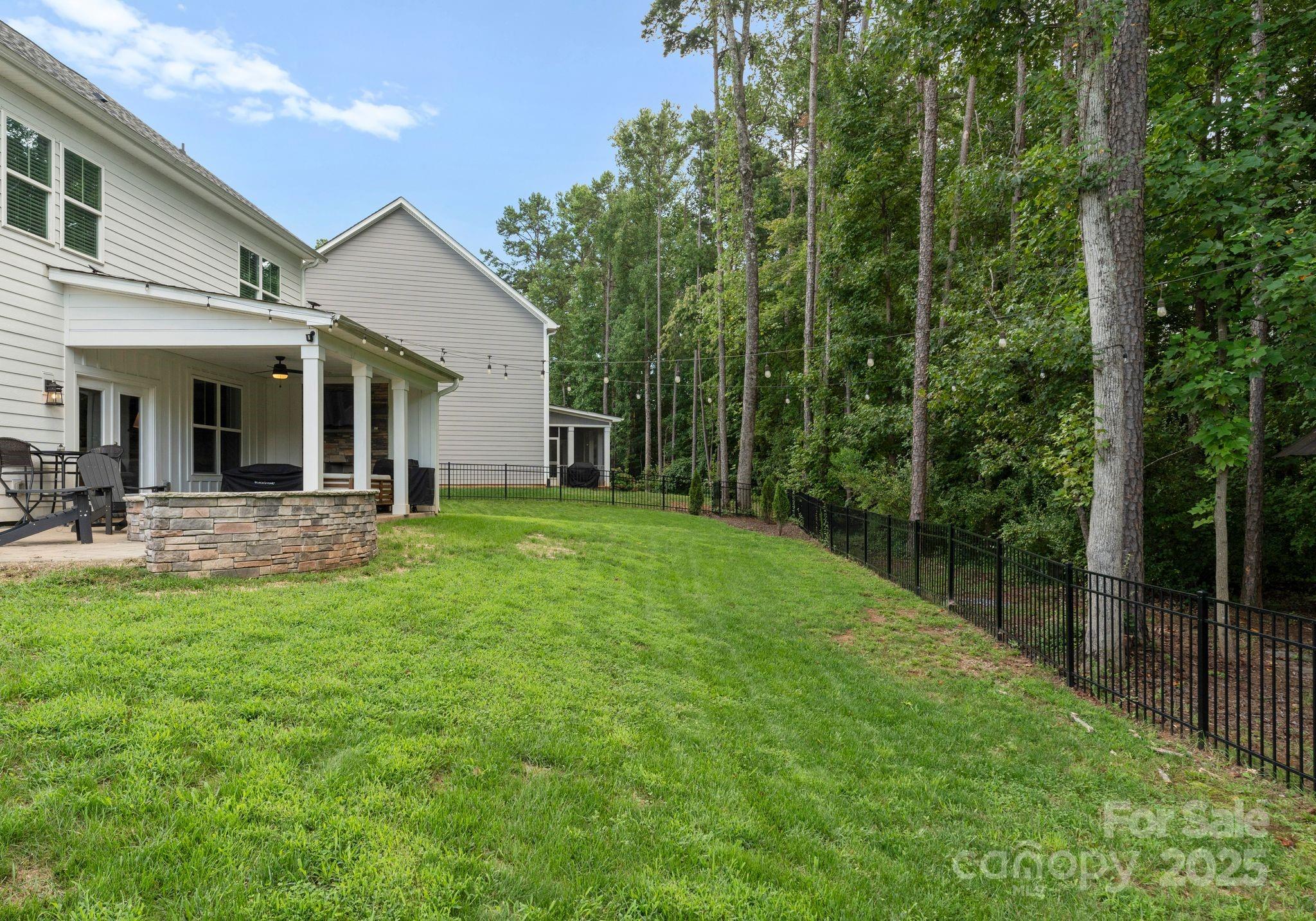 11228 Wooded Saddle Road Charlotte, NC 28216 - Photo 43 of 48