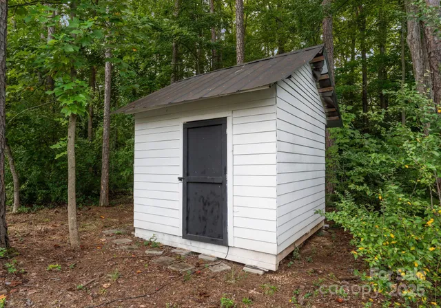 $695,000 | 11228 Wooded Saddle Road, Charlotte, NC 28216