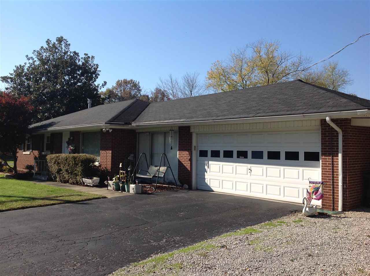 3900 Herrmann Road Evansville, IN 47711 - Photo 1 of 21 Gallery Image 1