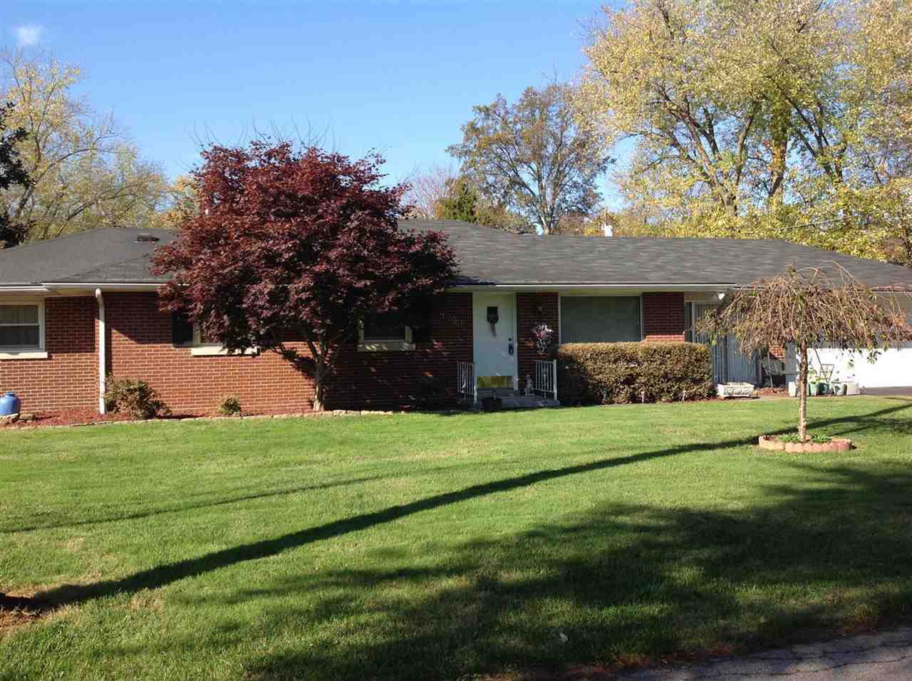 3900 Herrmann Road Evansville, IN 47711 - Photo 2 of 21 Gallery Image 2