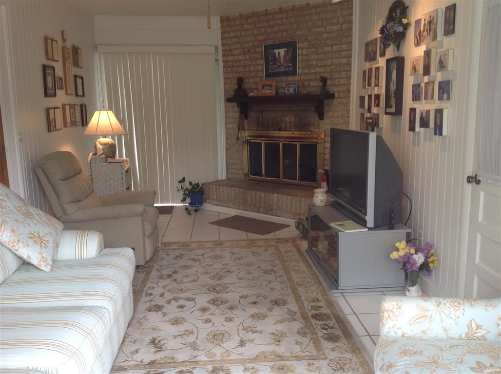 3900 Herrmann Road Evansville, IN 47711 - Photo 3 of 21 Gallery Image 3