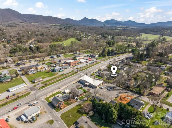 $750,000 | 71 Maple Street, Clyde, NC 28721