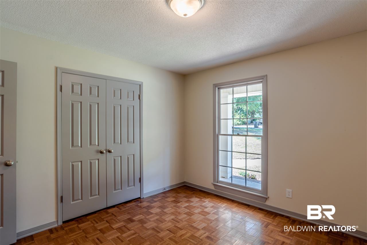2881 Squire Lane Mobile, AL 36695 - Photo 16 of 38