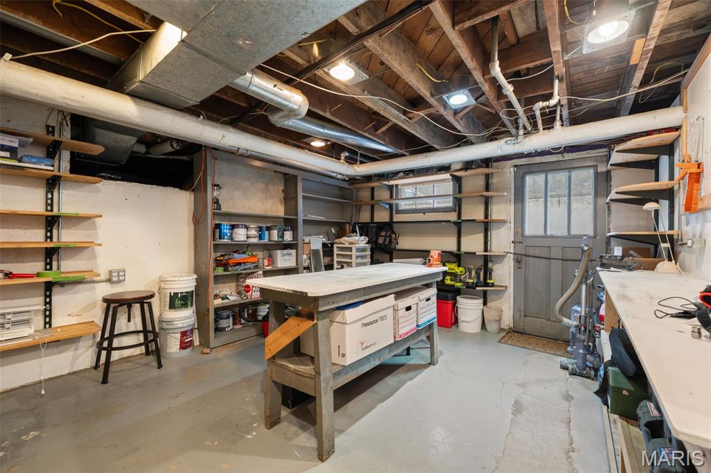 451 West Jackson Road Webster Groves, MO 63119 - Photo 37 of 56