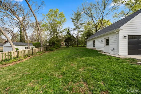 $714,900 | 451 West Jackson Road, Webster Groves, MO 63119