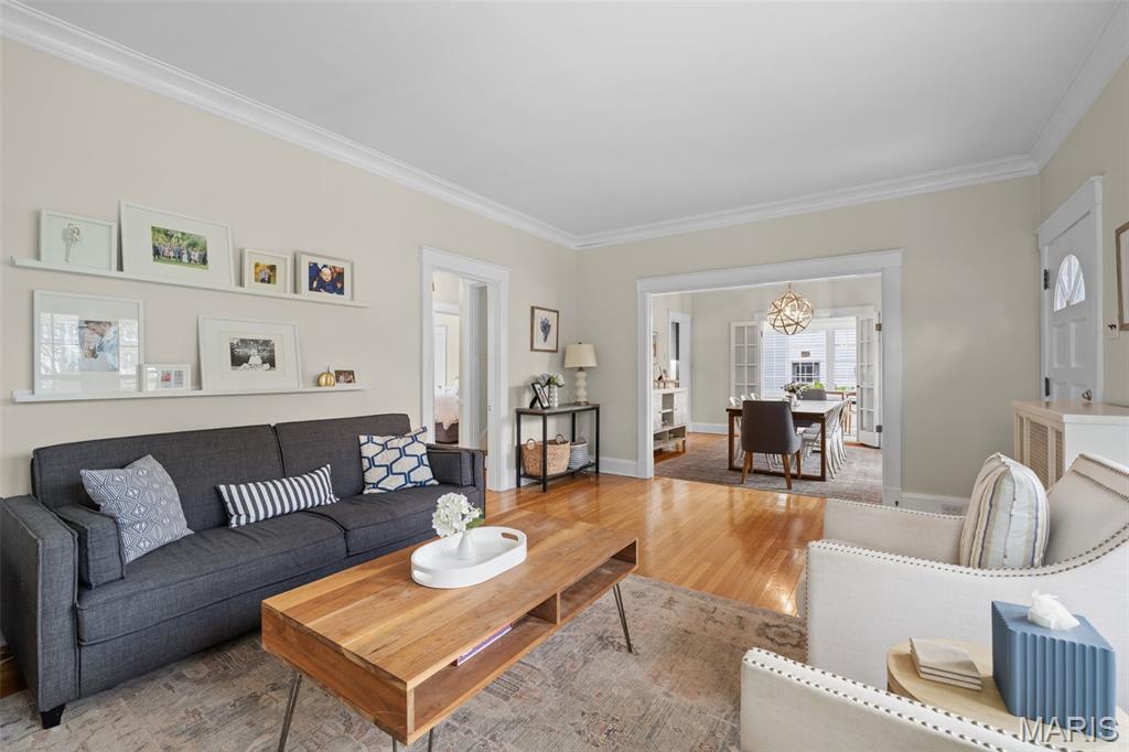 451 West Jackson Road Webster Groves, MO 63119 - Photo 9 of 56