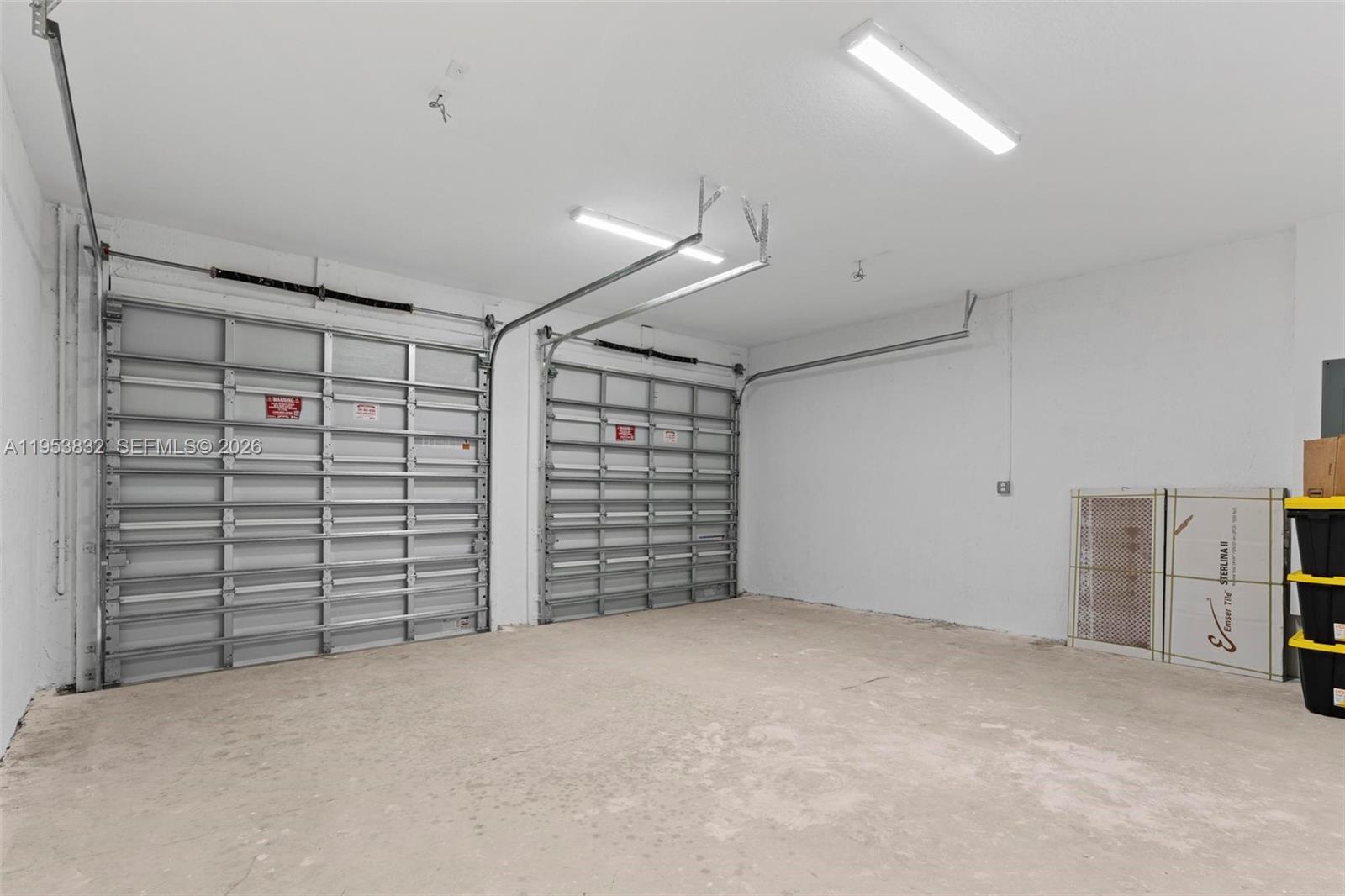 27364 Southwest 133rd Path Homestead, FL 33032 - Photo 31 of 40 a view of empty room with white walls