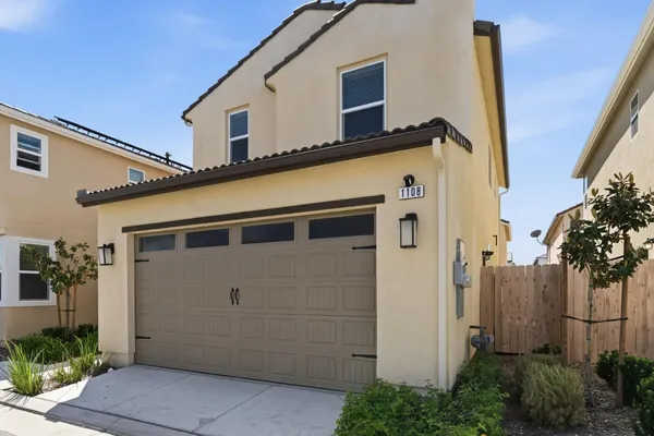 $375,000 | 1108 Royalty Way West, Madera, CA 93636