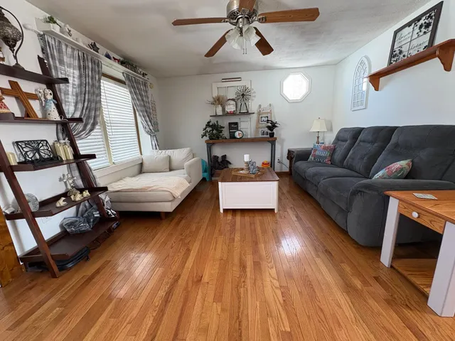 $219,900 | 207 East Pike Street, Vevay, IN 47043