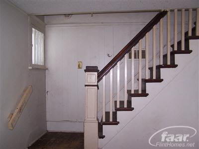3476 East Pierson Road Flint, MI 48506 - Photo 17 of 19 20124552-17.JPG