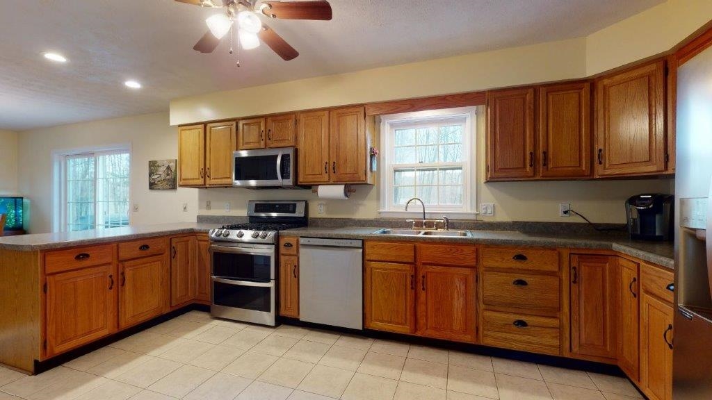 1951 Blakely Road Colchester, VT 05446 - Photo 3 of 36 Gallery Image 3