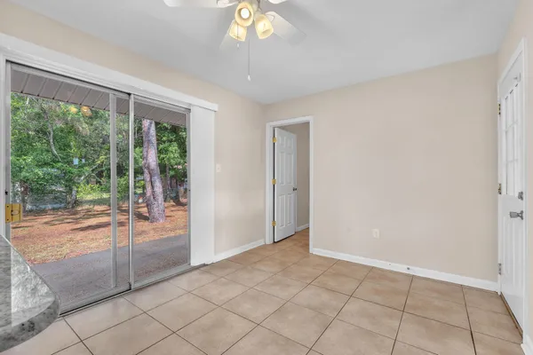 $1,650 | 385 Lincoln Avenue, Valparaiso, FL 32580