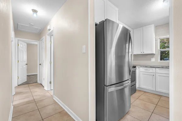 $1,650 | 385 Lincoln Avenue, Valparaiso, FL 32580