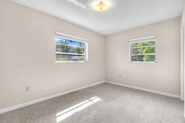 $1,650 | 385 Lincoln Avenue, Valparaiso, FL 32580