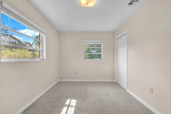 $1,650 | 385 Lincoln Avenue, Valparaiso, FL 32580